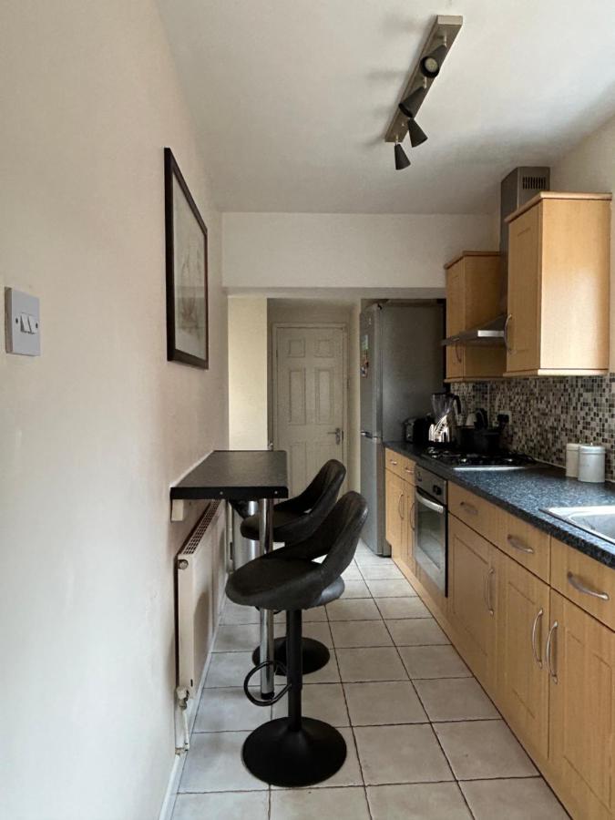 No6 Overnight Stays Free Onsite Parking Hindlip Buitenkant foto
