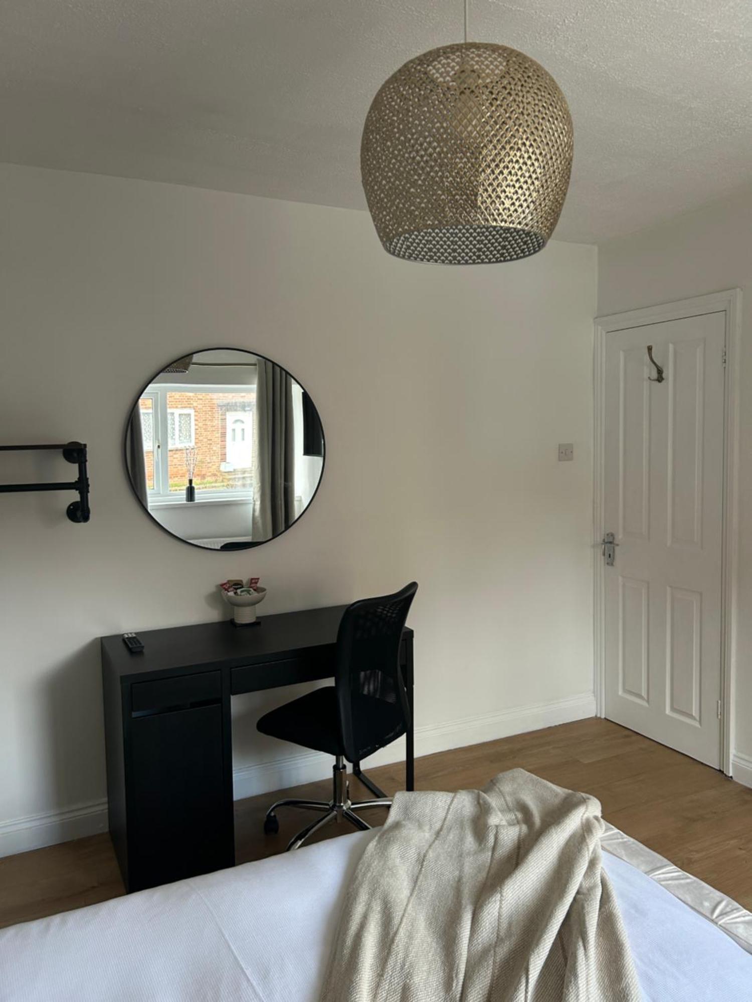 No6 Overnight Stays Free Onsite Parking Hindlip Buitenkant foto