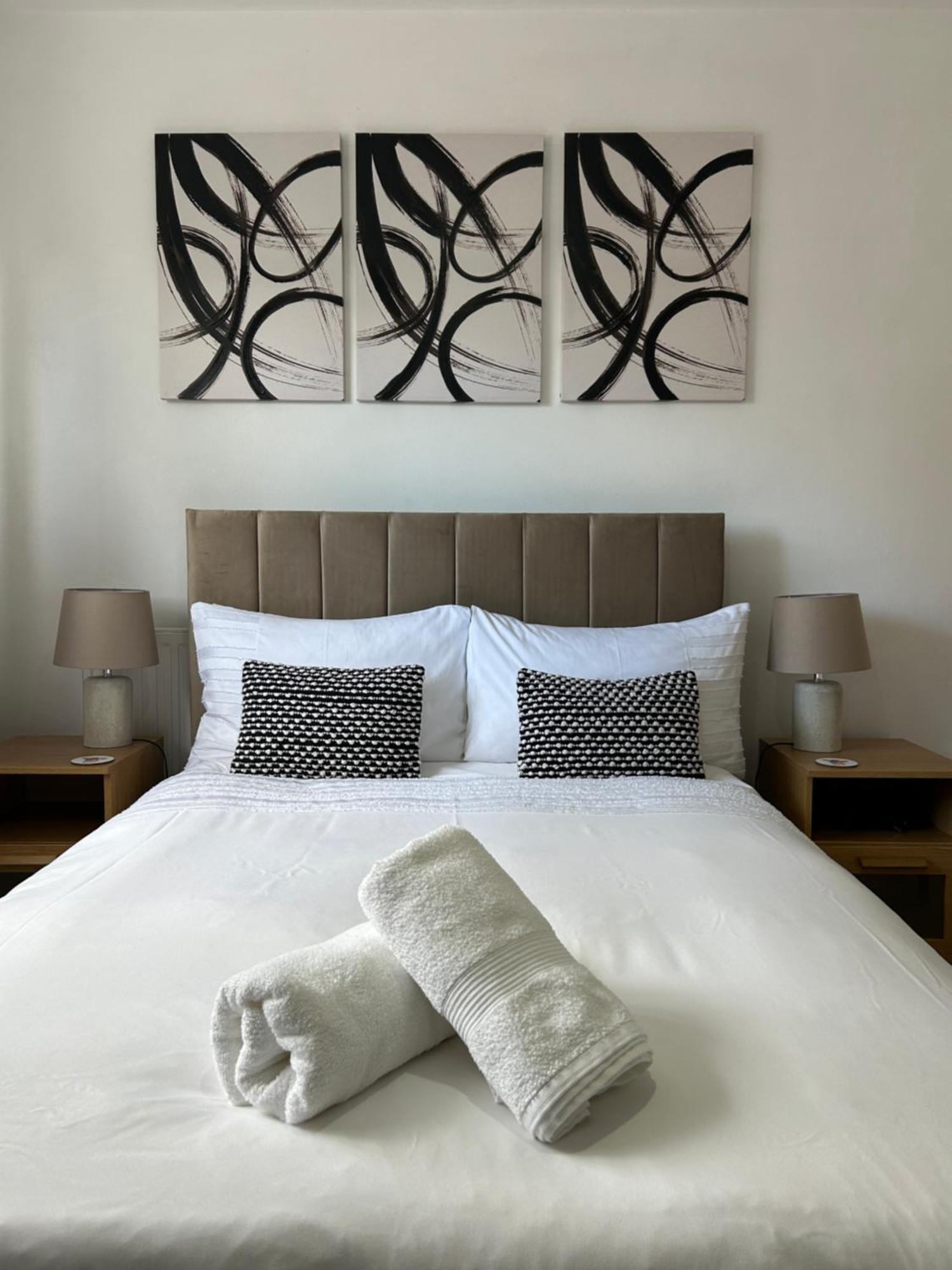 No6 Overnight Stays Free Onsite Parking Hindlip Buitenkant foto